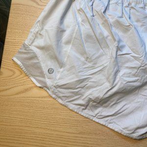 LULULEMON HOTTY HOT 4" SHORTS SIZE 10